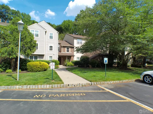 5132 Beech Ct, Monmouth Junction, NJ 08852