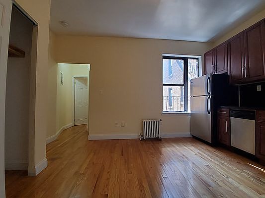 1st image of 90 Convent Ave APT 37