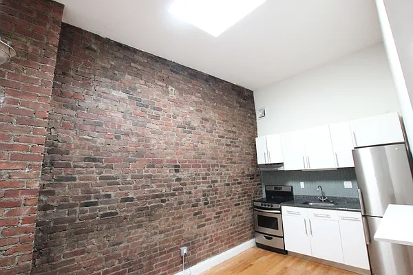 Rented by Bedford 6 Real Estate | media 14