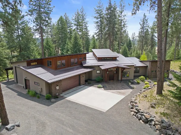 25204 N Lords Ln, Chattaroy, WA 99003