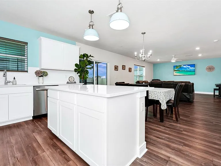5433 Keaton Springs Dr — Photo 24
