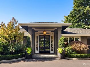 8454 SE 44th St, Mercer Island, WA 98040