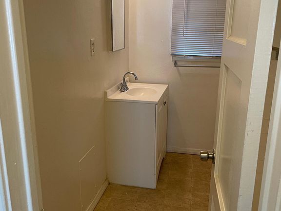 4th image of 51 Ximeno Ave #E