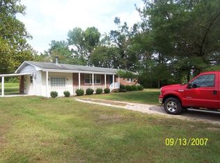 5006 Blue Banks Rd, Riegelwood, NC 28456