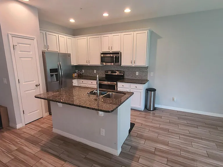 2454 Viterbo Way — Photo 5