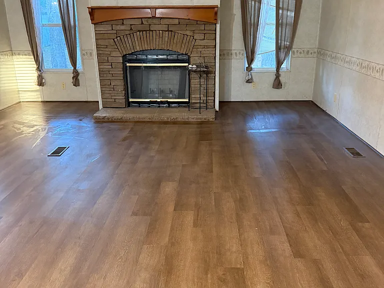 582 Arbor Dr SE — Photo 6