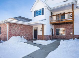 4781 S Forest Point Blvd, New Berlin, WI 53151