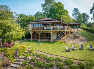6337 N Shore Dr, Nebo, NC 28761