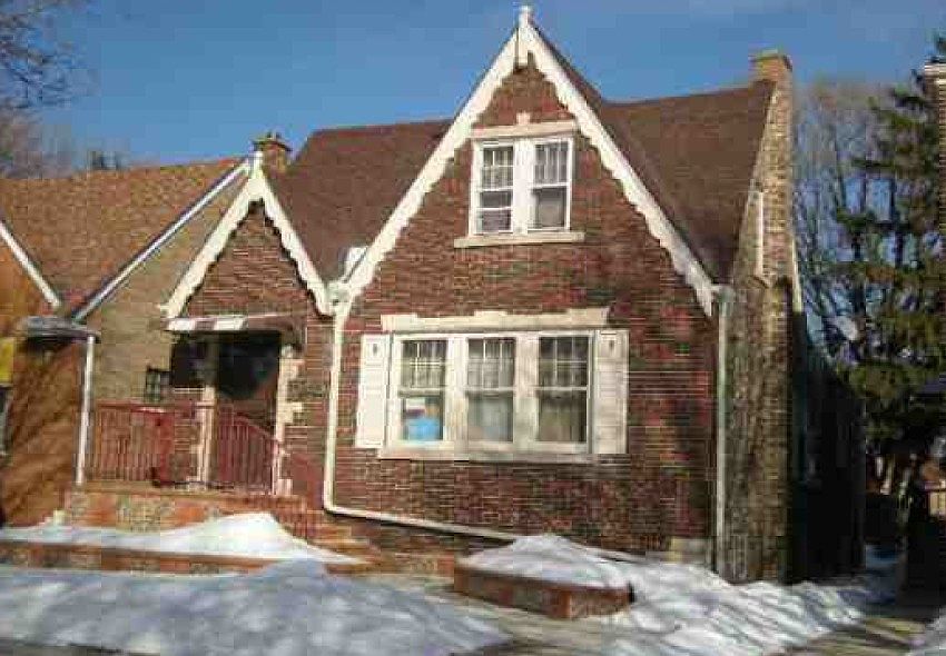 1st image of 10549 S Eberhart Ave