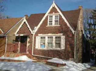 10549 S Eberhart Ave, Chicago, IL