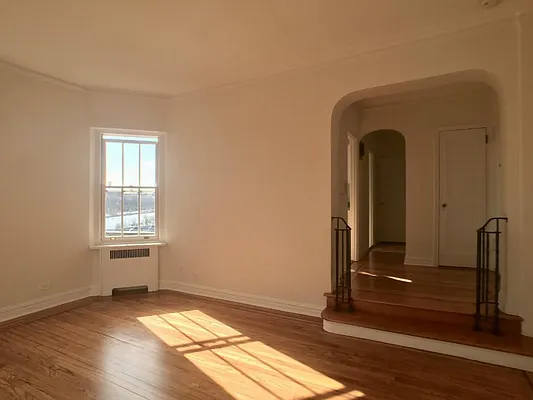 Rented by Sovereign Associates | media 12