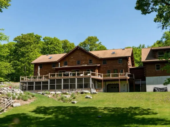 510 Beaupland Rd, Bear Creek, PA 18602