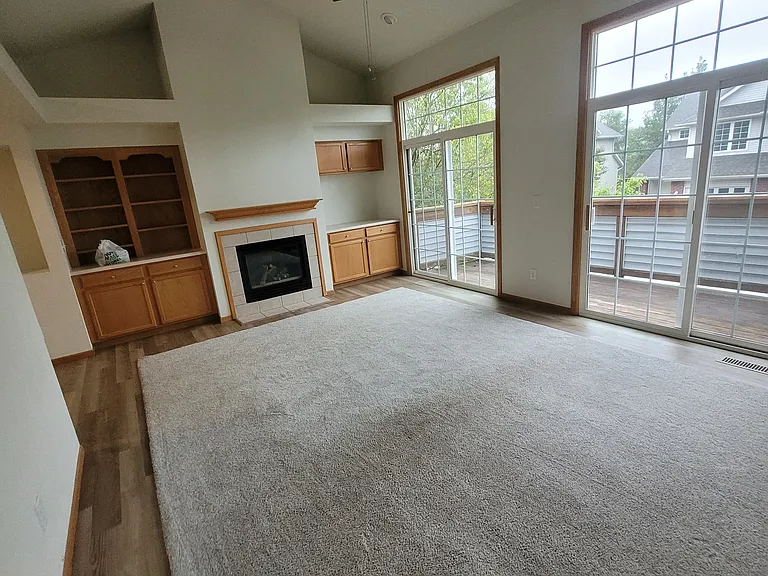 1530 Ranier Dr — Photo 2