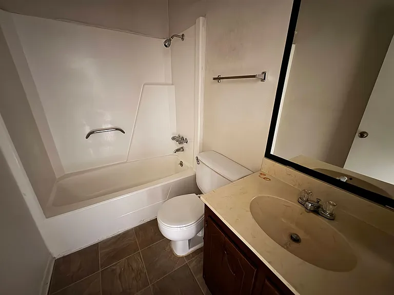 2202 Hunt Dr — Photo 12