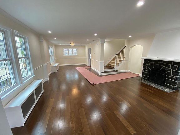 4th image of 217 Tecumseh Ave