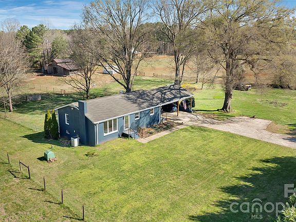 3rd image of 6268 Long Island Rd