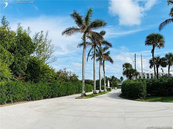 3rd image of 3792 NE Ocean Blvd APT 103S