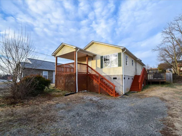 4348 Old Mountain Rd NE, Roanoke, VA 24019