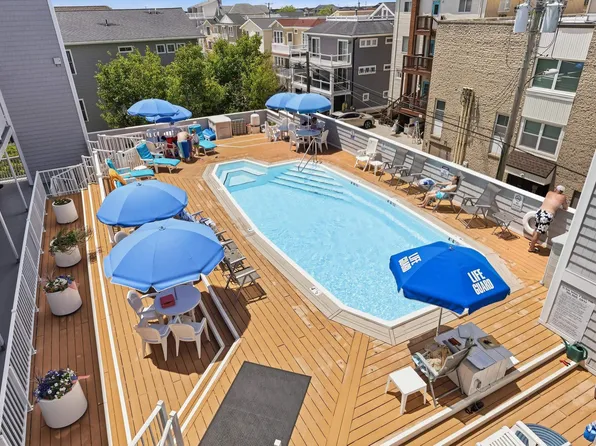 1008 Wesley Ave #209, Ocean City, NJ 08226