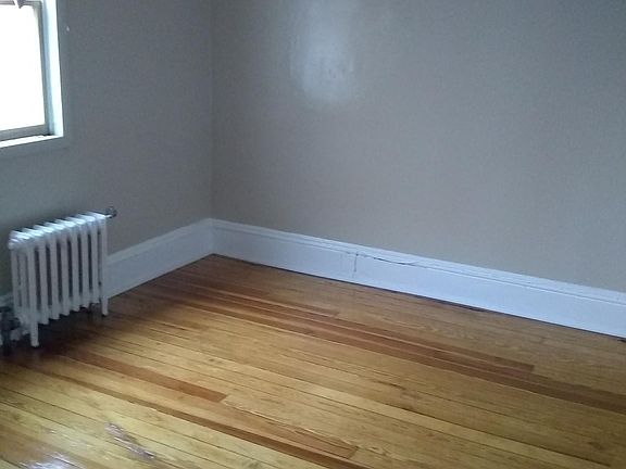 4th image of 15 Depan Ave #1