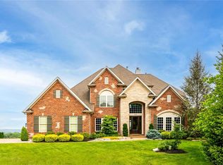2429 Christopher View Dr, Saint Louis, MO