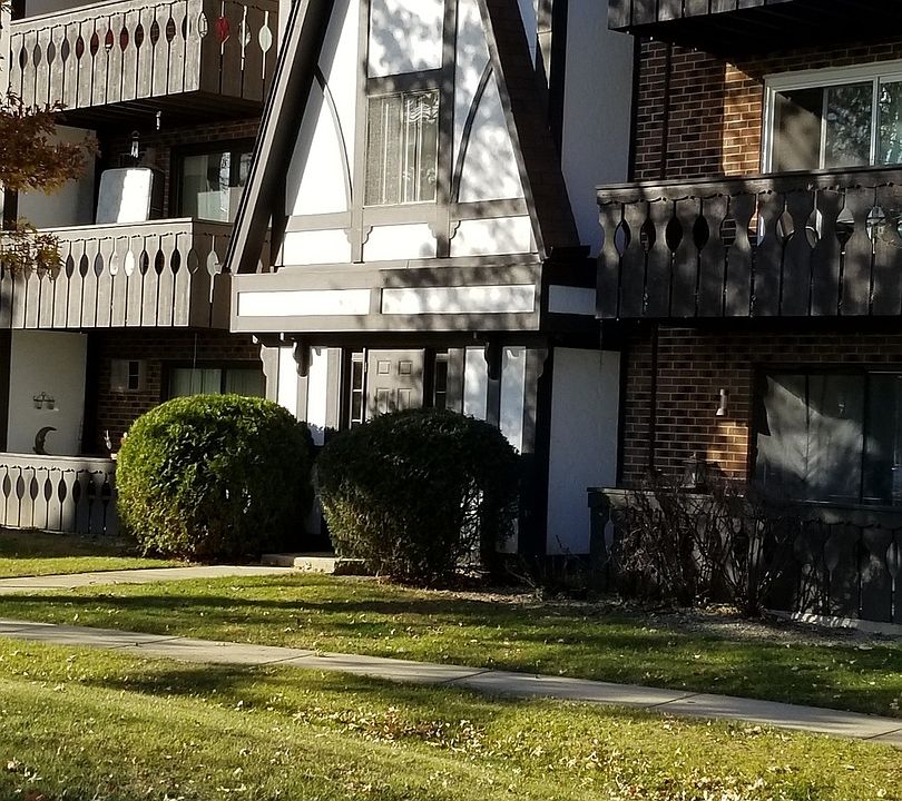 1st image of 14 Crestview Ln Unit 7