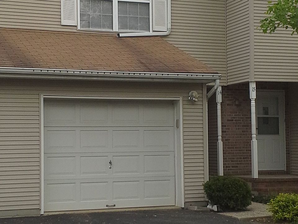 Front view/ attached garage