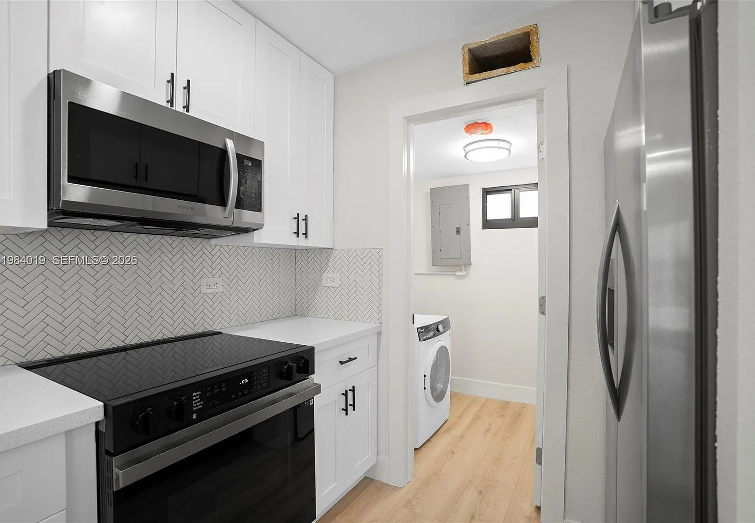 2 bed, 2.0 bath, 1196 sqft, $2,600 — Photo 1