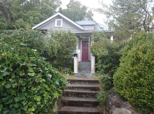 7113 35th Ave SW, Seattle, WA 98126