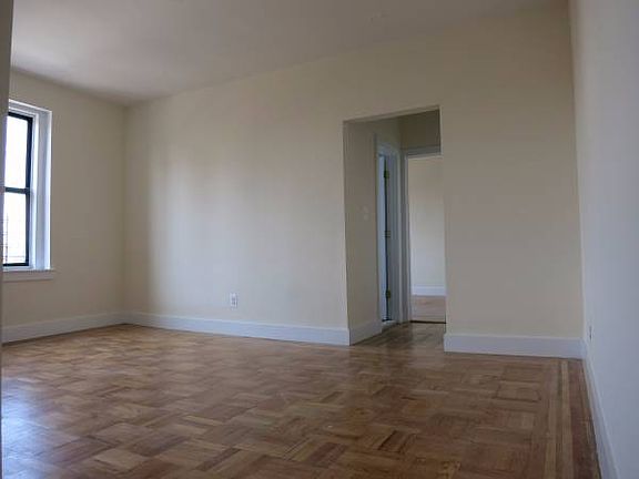 4th image of 497 W 182nd St APT 6B
