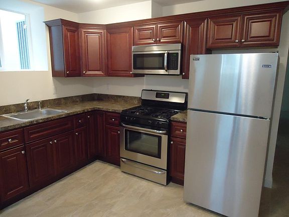 2nd image of 139 Oceanview Pl