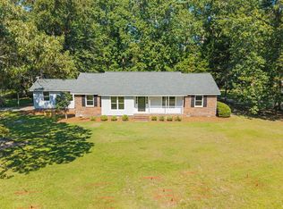 3422 Stratford Rd, Trent Woods, NC 28562