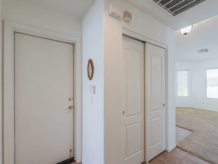 2350 E Santiago Trl — Photo 11