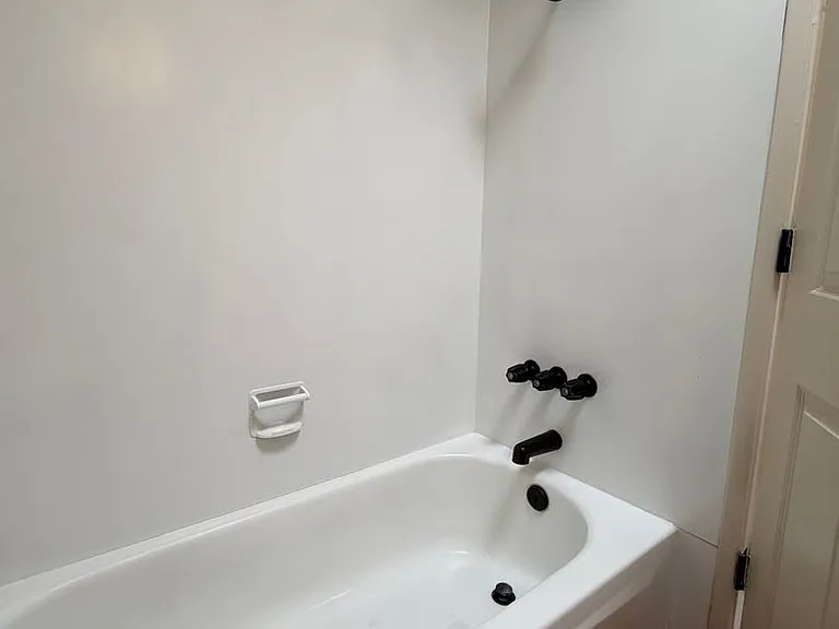 5213 N Tigua Dr — Photo 10