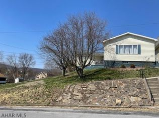 413 N 11th Ave, Altoona, PA 16601