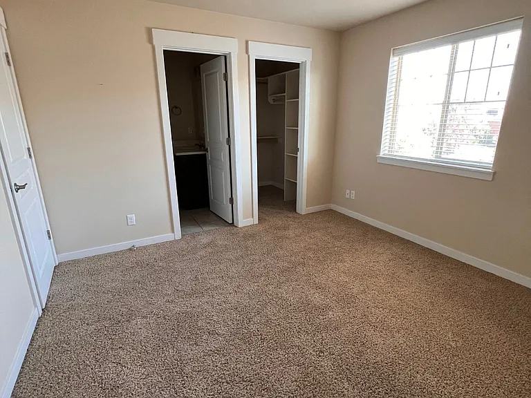 8834 W Pine Valley Ln #1 — Photo 21