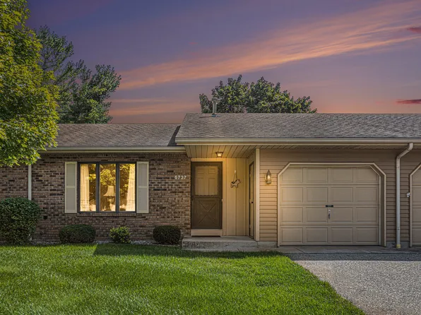 6737 Leisure Way Dr SE, Caledonia, MI 49316