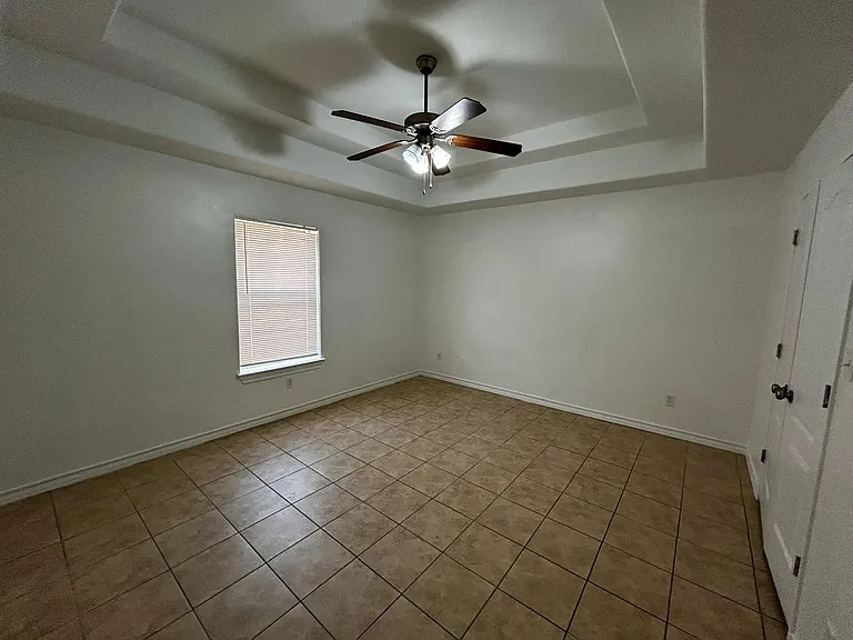 2101 Bahamas Dr #2 — Photo 7