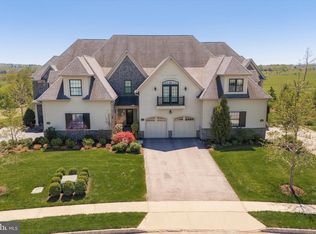 6150 Creekside Dr, Flourtown, PA 19031