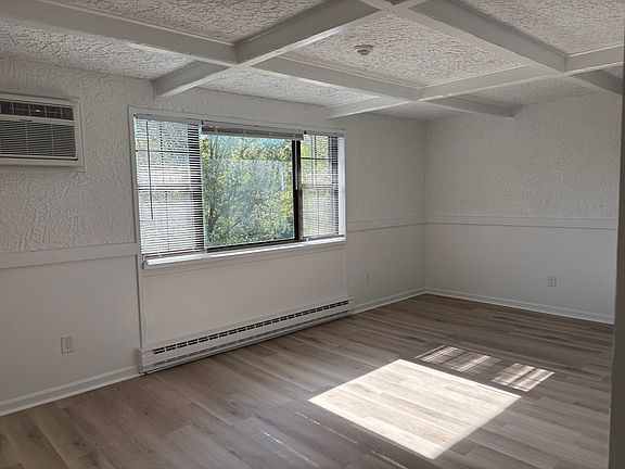 5th image of 49 Spencer Rd APT 30H