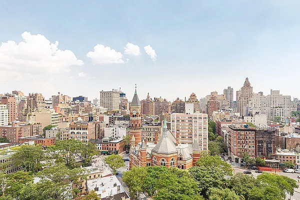 Rented by Compass | media 18