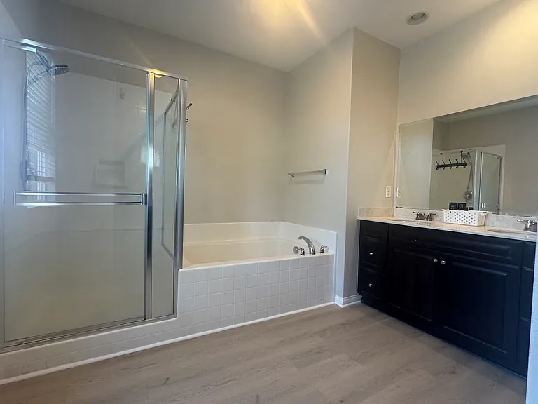 6062 Rosewood Way — Photo 4