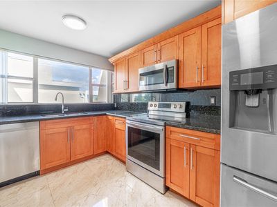 942 NE 199th Street #401, Miami, FL, 33179