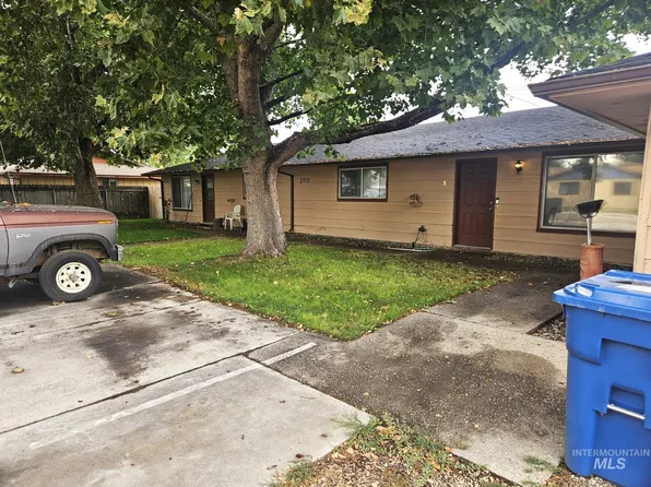2915 Owyhee Ln, Caldwell, ID 83605