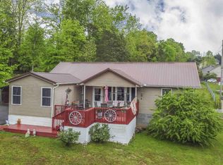 122 Miles Ln, La Follette, TN 37766