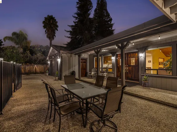 3622 Delancey Ln, Concord, CA 94519