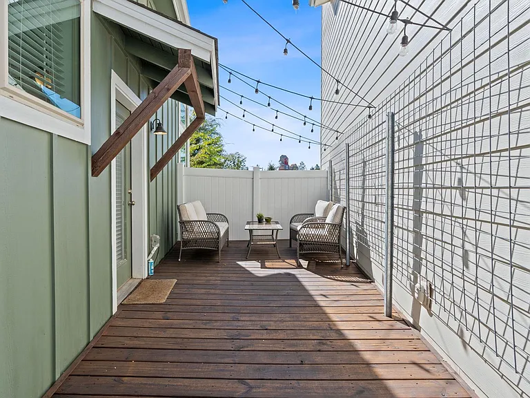 7906 Mandela Bnd — Photo 18