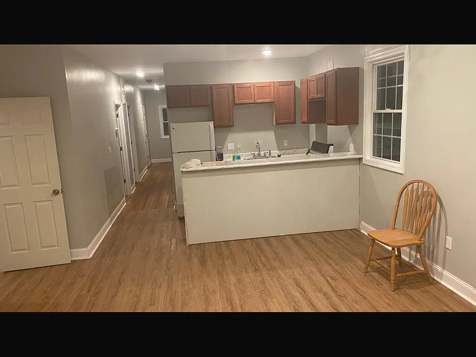 142 Chestnut Ave