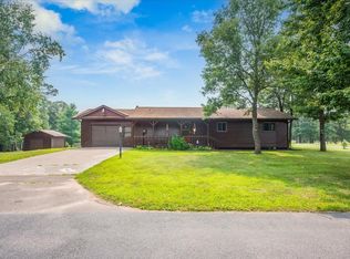 9116 E Hill Top Dr, Solon Springs, WI 54873