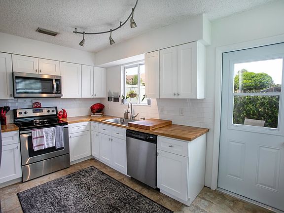 2nd image of 6246 Riverwalk Ln Unit 1
